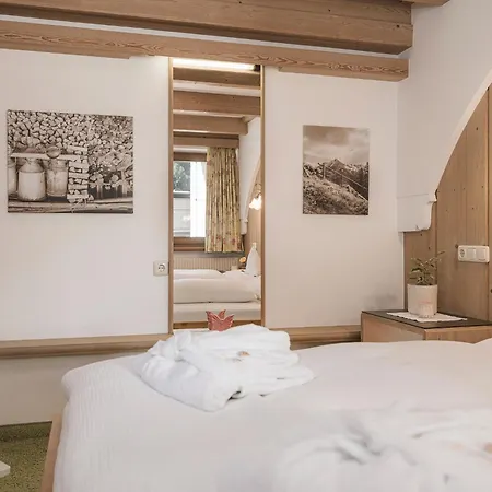 Veronika Aparthotel Mayrhofen